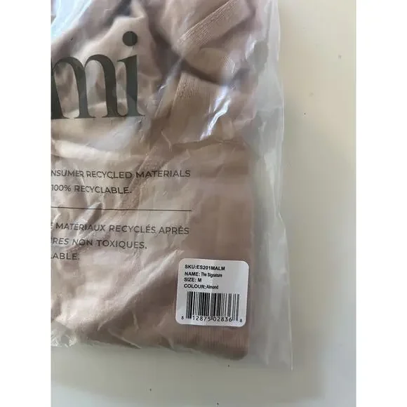 NUMI The Signature Undershirt Sweat Wicking Almond Medium New Layering - Picture 13 of 13